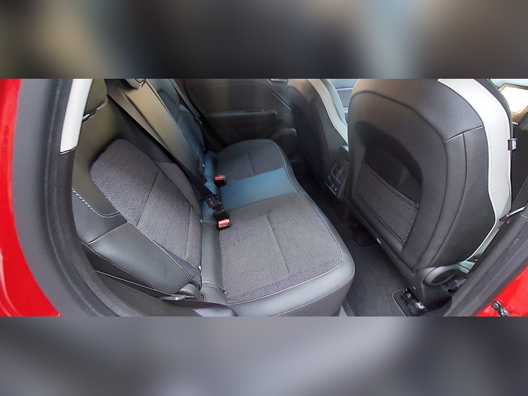 Renault Captur GLP 100CV foto 7